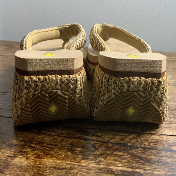 Volatile Women's Island Wedge Sandal size 7 - Picture 5 of 6